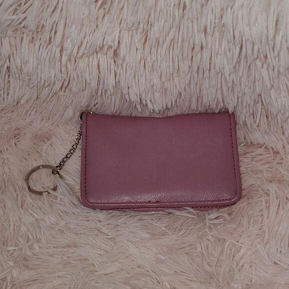 Liz Claiborne Small Wallet - Picture 4 of 8
